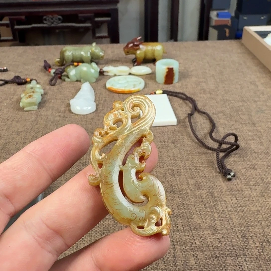 和田玉（糖玉）未镶嵌珠宝半成品