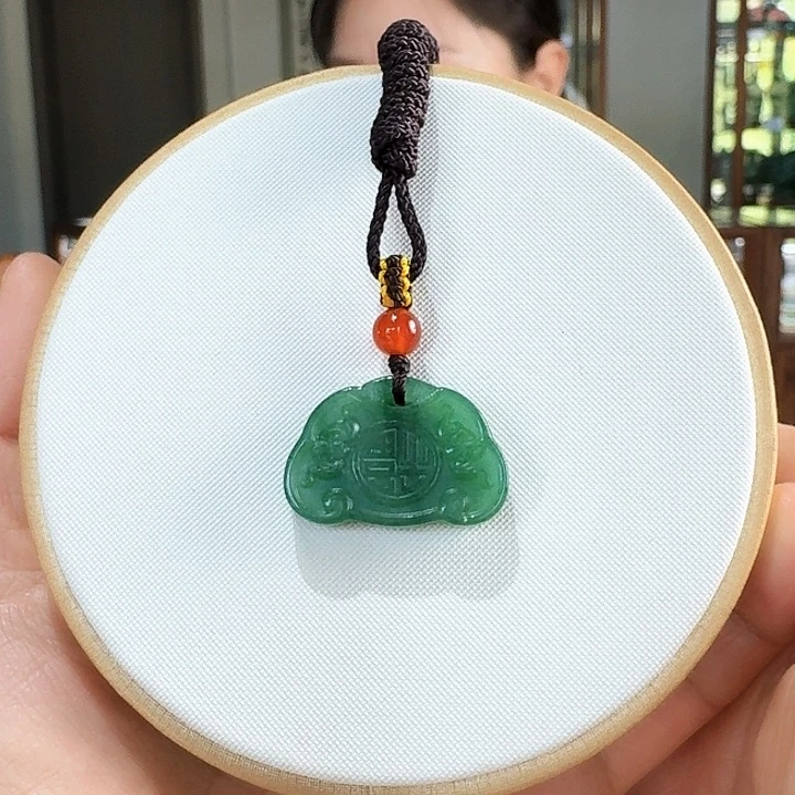 密玉（石英质玉）吊坠未镶嵌