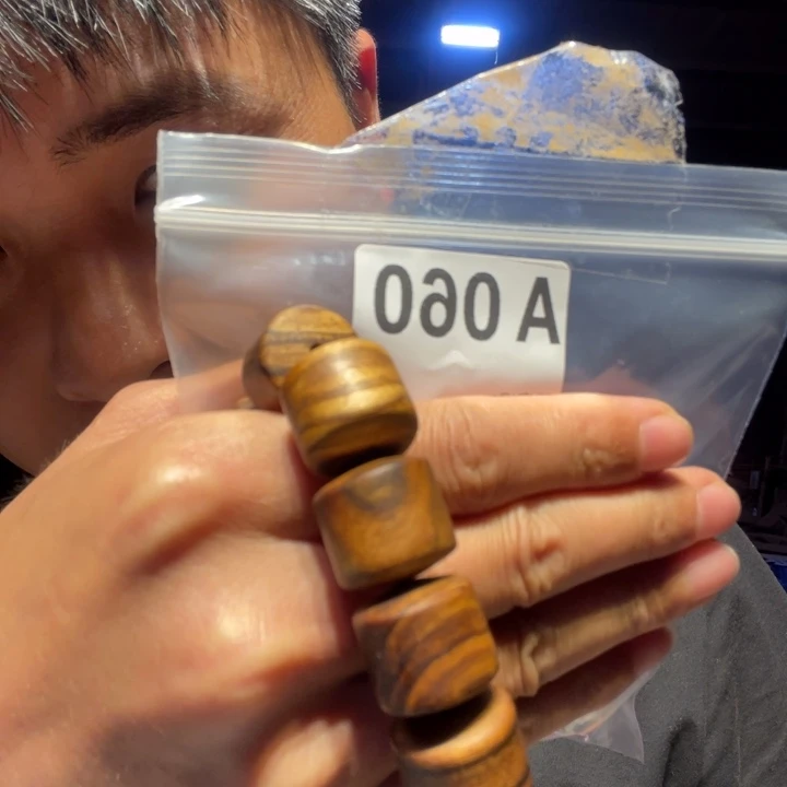 大叶紫檀（黑酸枝木类）060