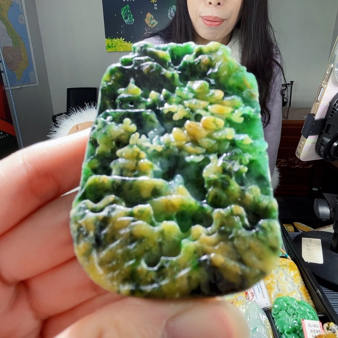 颈饰未镶嵌翡翠翡翠