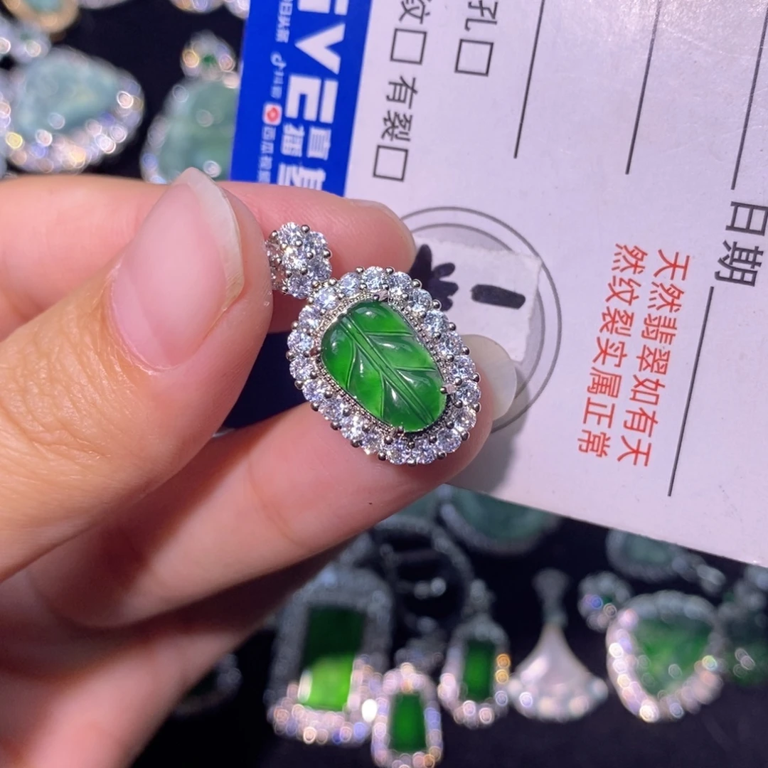 翡翠未镶嵌颈饰天然