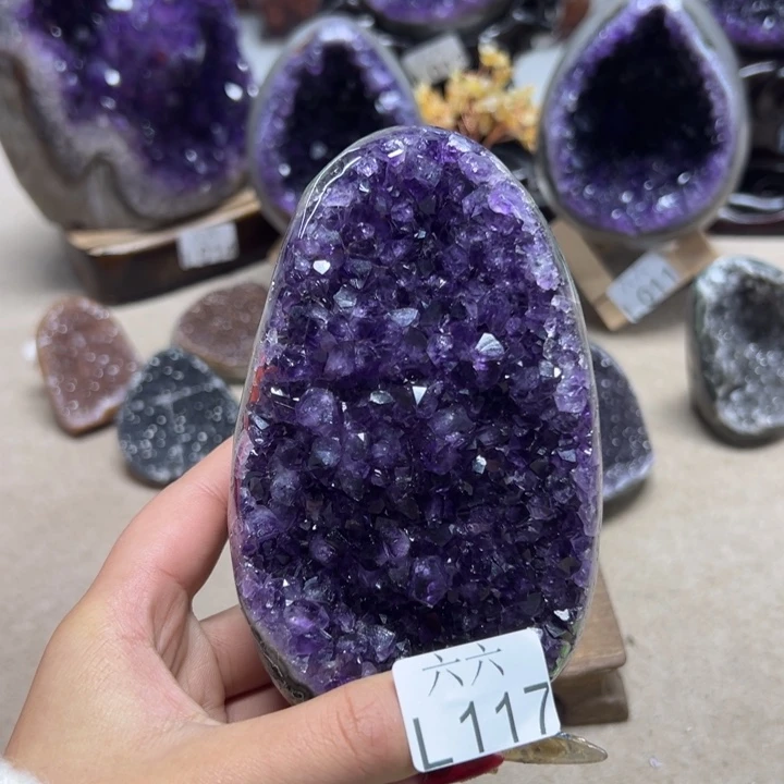未镶嵌大型摆件（非配饰）紫晶