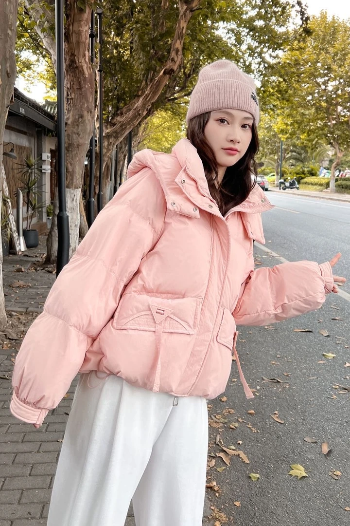 连帽羽绒服女短款新款甜美温柔厚白鸭绒面包服外套女