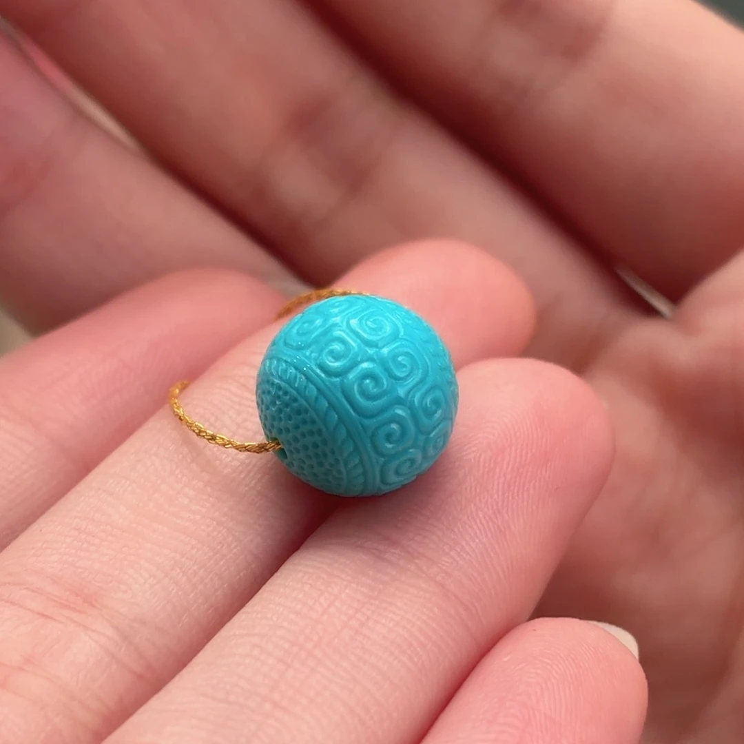 绿松石未镶嵌颈饰