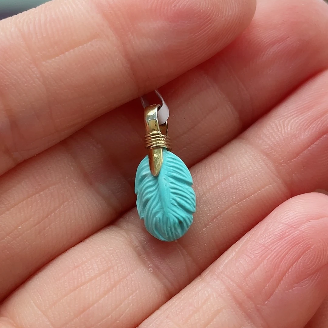 绿松石颈饰未镶嵌