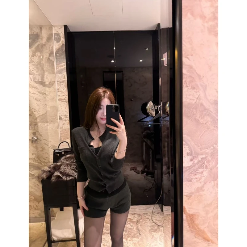 一只雪雪【莫奈之吻】新款秋季气质纯欲休闲薄款针织百搭套装