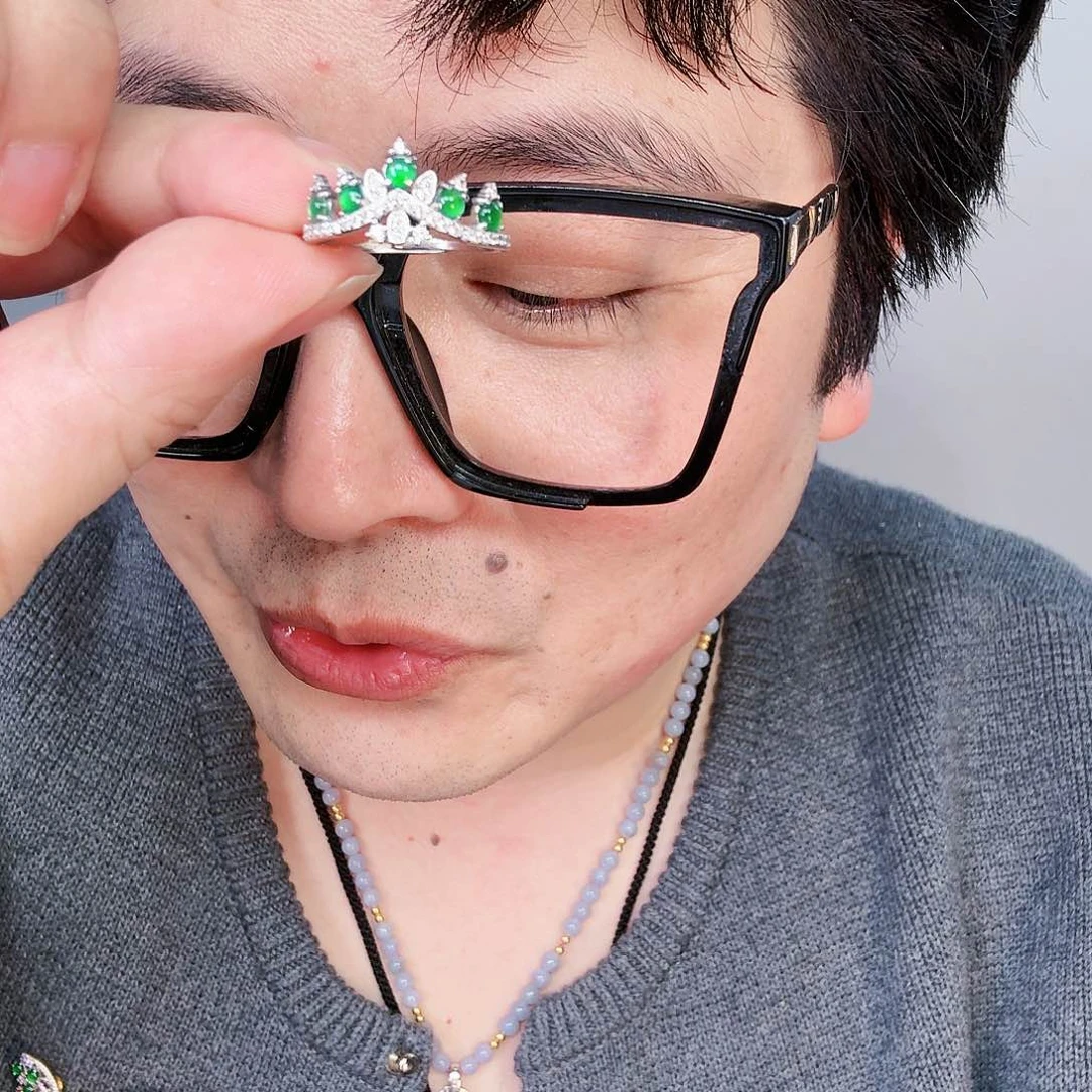 翡翠颈饰未镶嵌一个