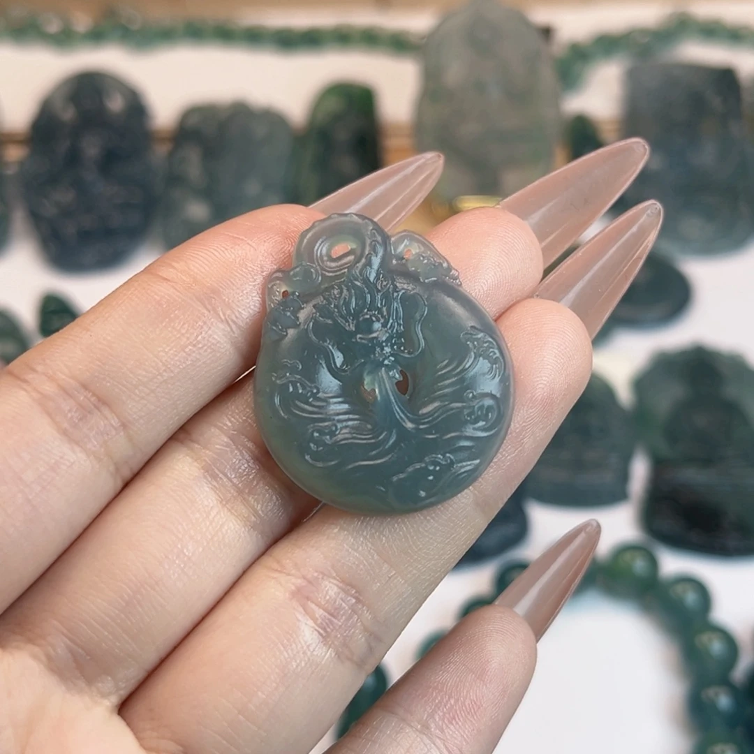 定制翡翠未镶嵌翡翠