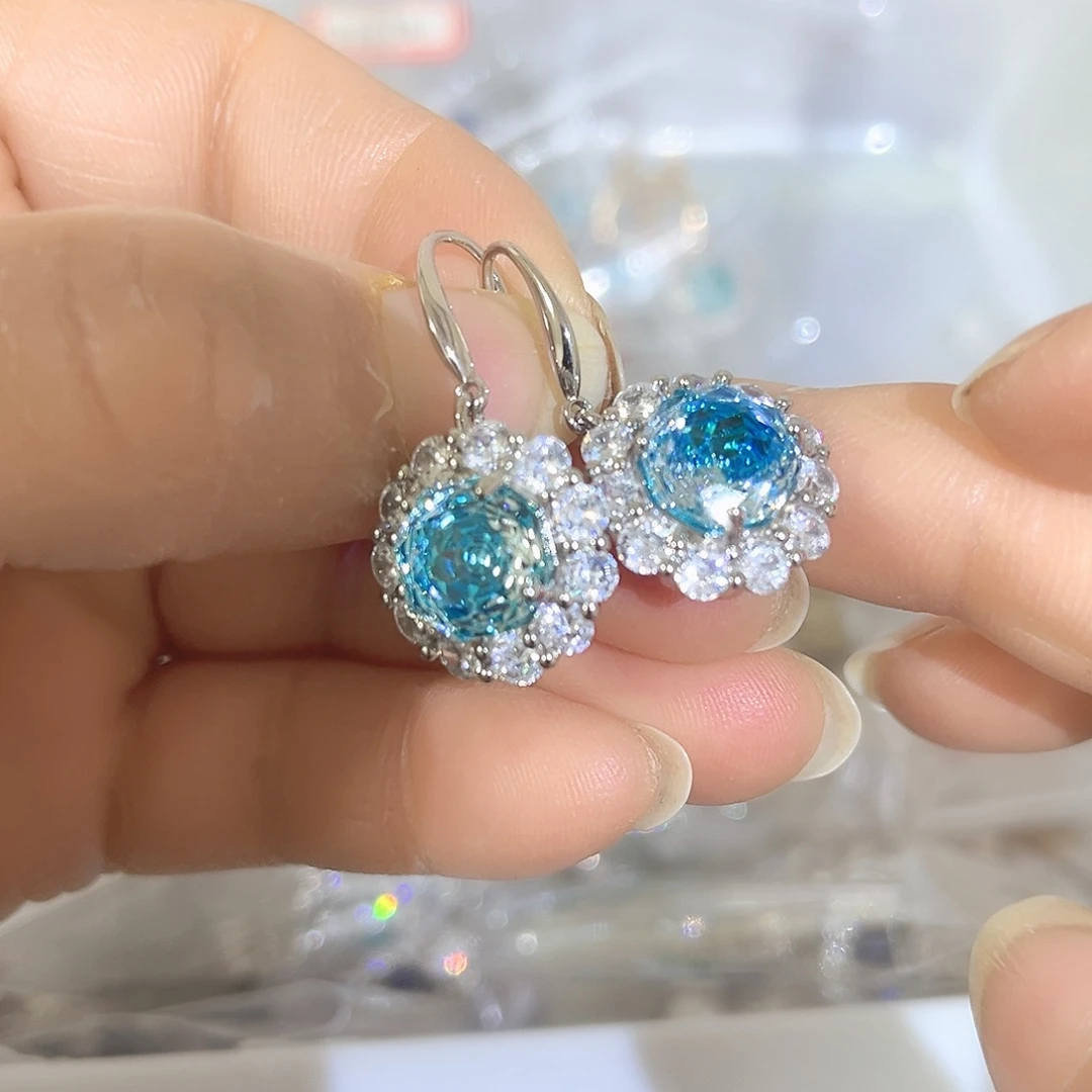 钨金璀璨夺目耀眼