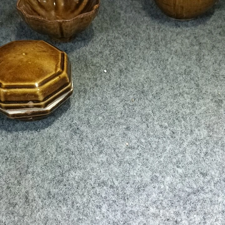 摆件韶****)瓶子。。。。。。