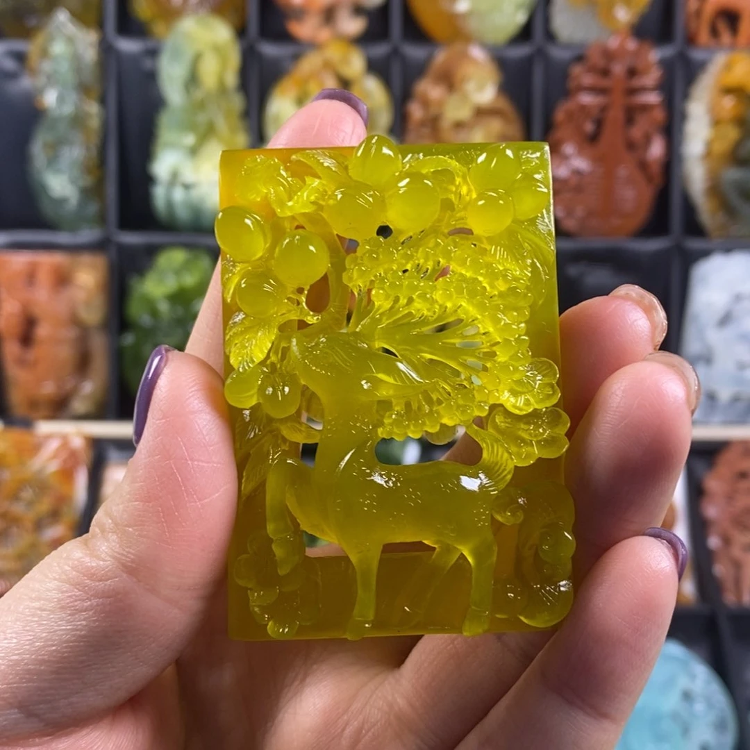 蛇纹石玉颈饰合金加****?