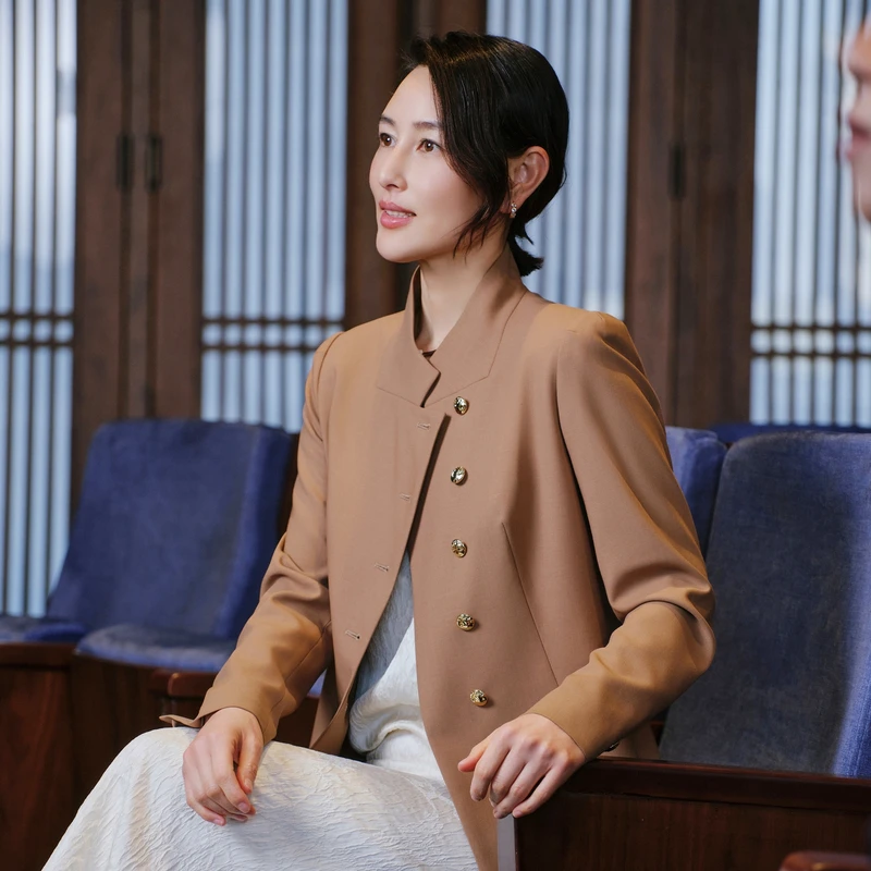 [唐嫣同款]EP雅莹女装 立领收腰显瘦通勤西装外套 2025新款1257A