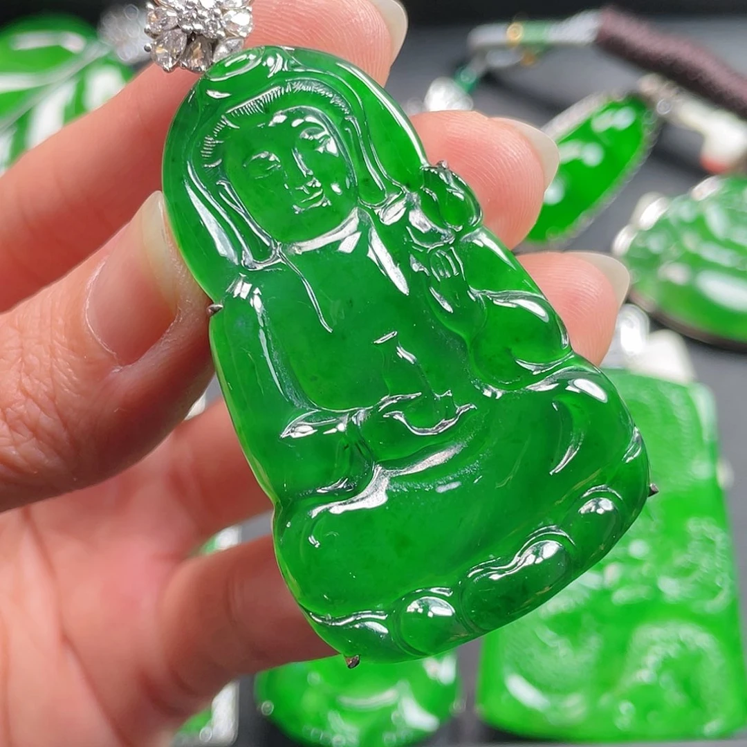 吊坠(不含链)未镶嵌翡翠
