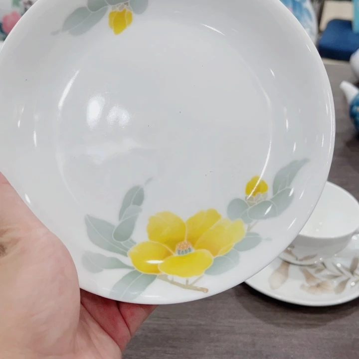 釉下五彩瓷的制作工艺
