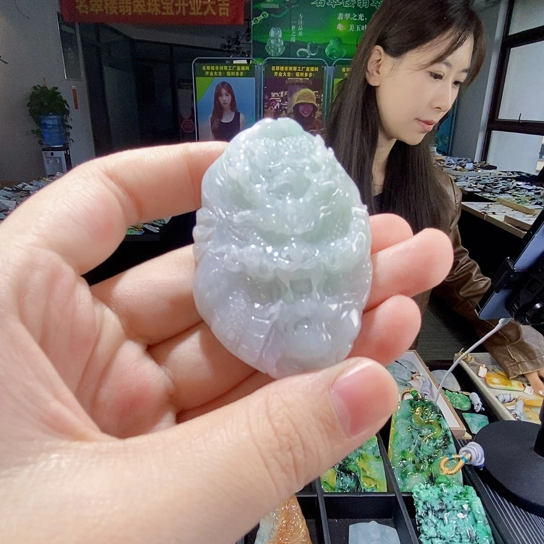 颈饰未镶嵌翡翠翡翠