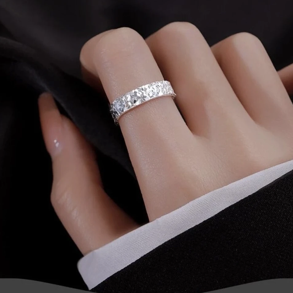 足银戒指 【新人福利】9999足银男女对戒学生礼物简约光面开口素圈