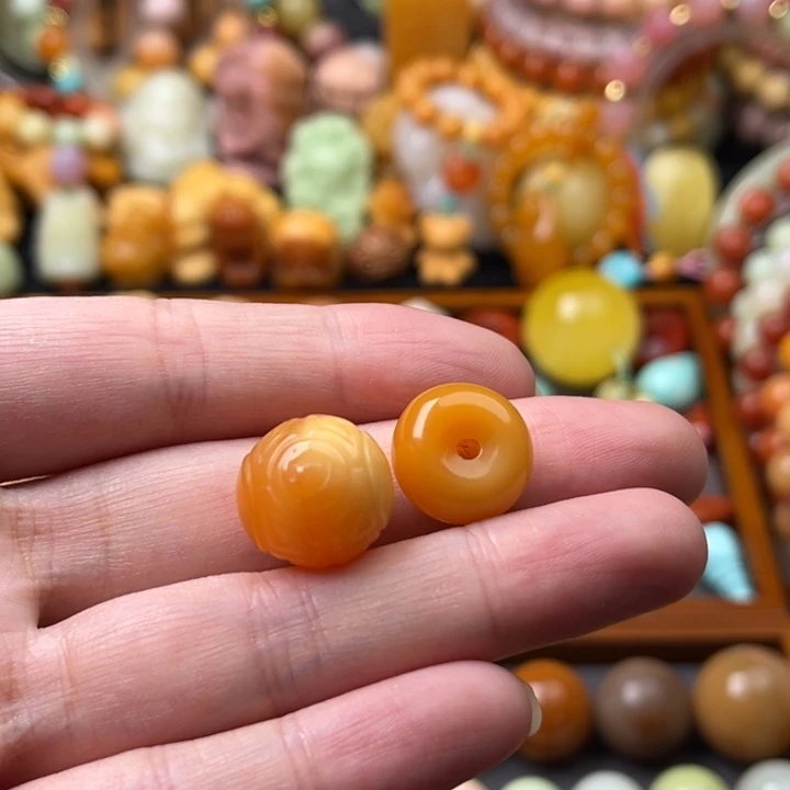 未镶嵌石英质玉（缅黄）珠宝半成品捡漏珠子