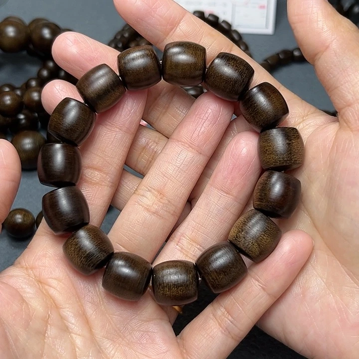 沉香手串佰****馆白棋玉化
