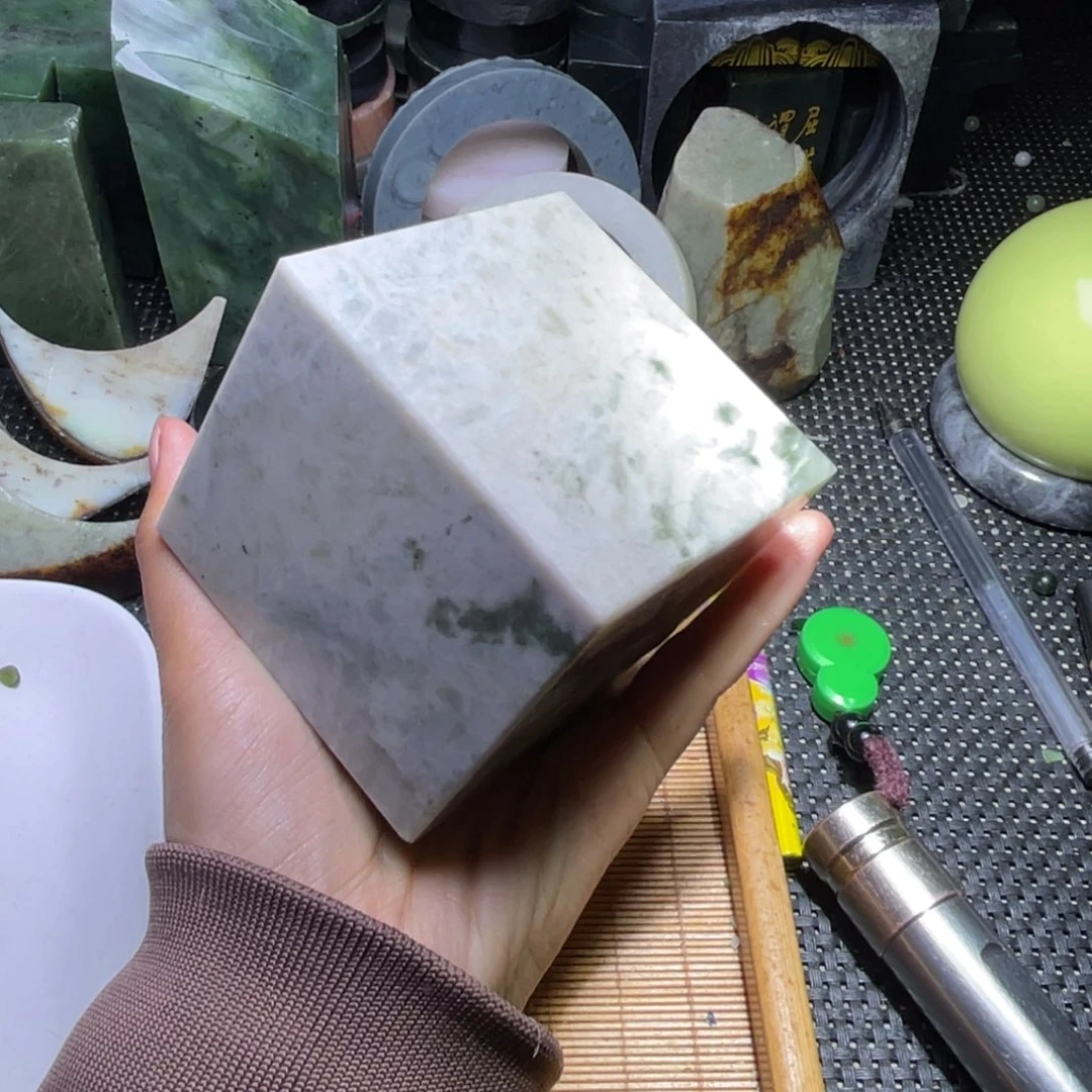 未镶嵌和田玉珠宝半成品