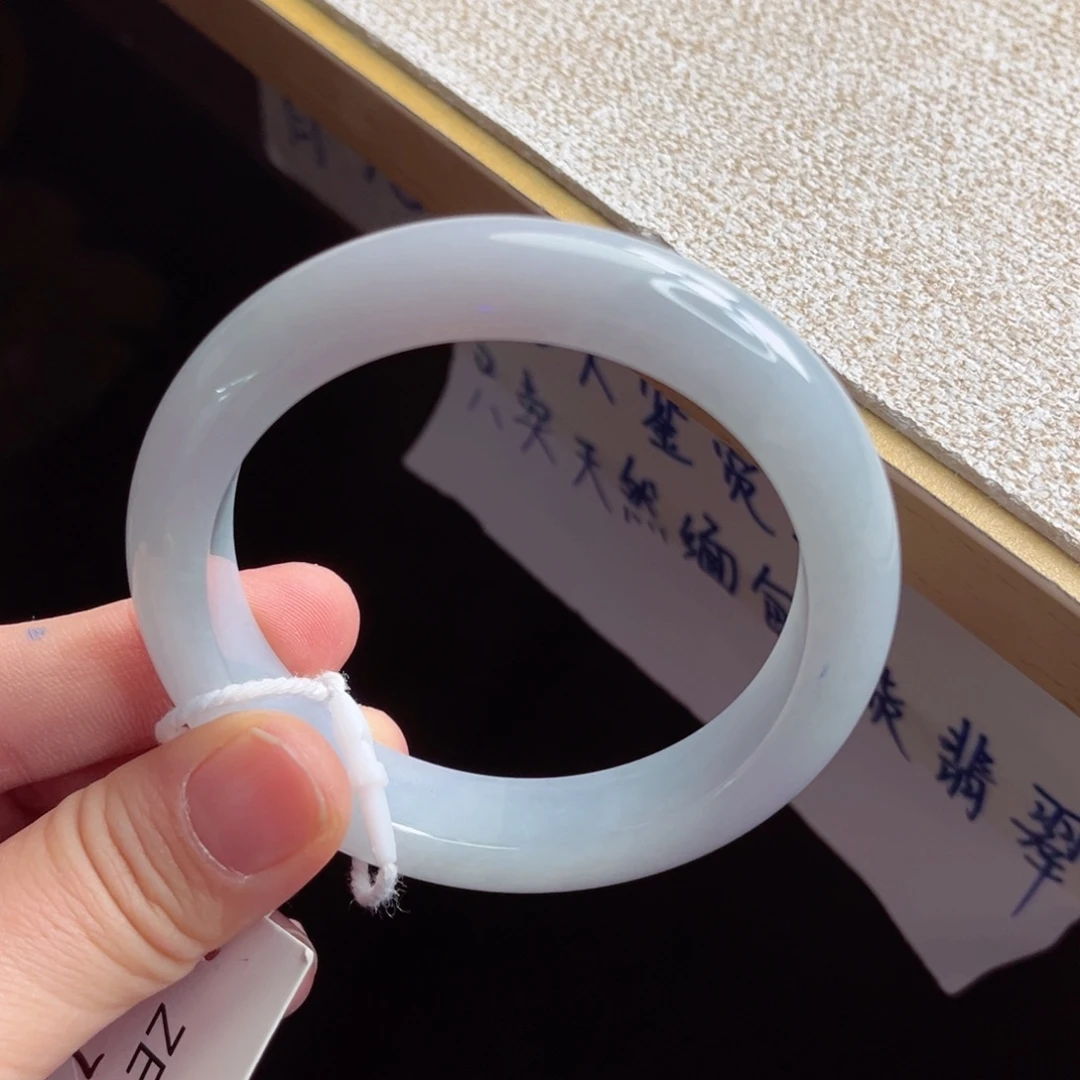 翡翠未镶嵌手镯手镯