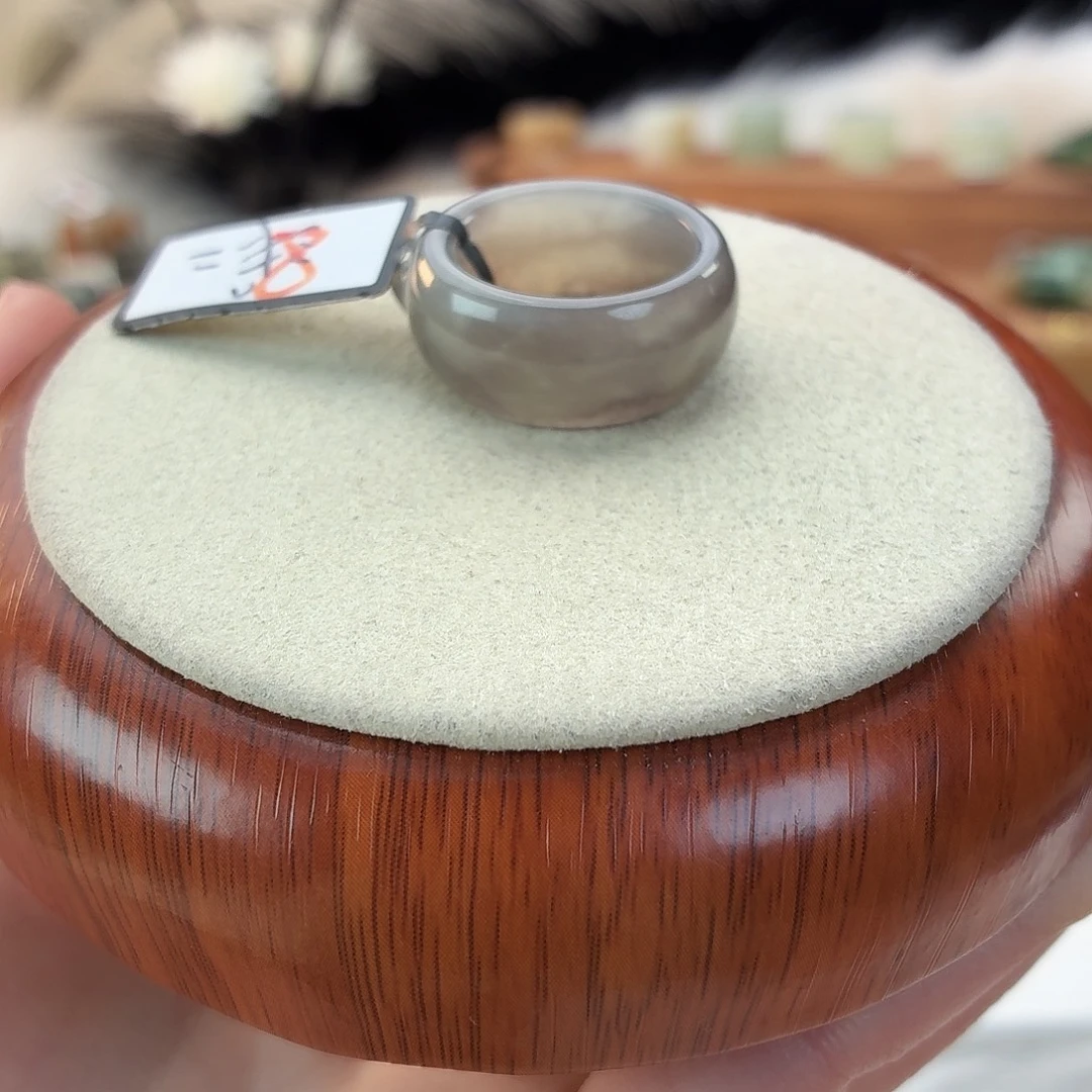 和田玉未镶嵌戒指紫色墩墩18.36mmj135