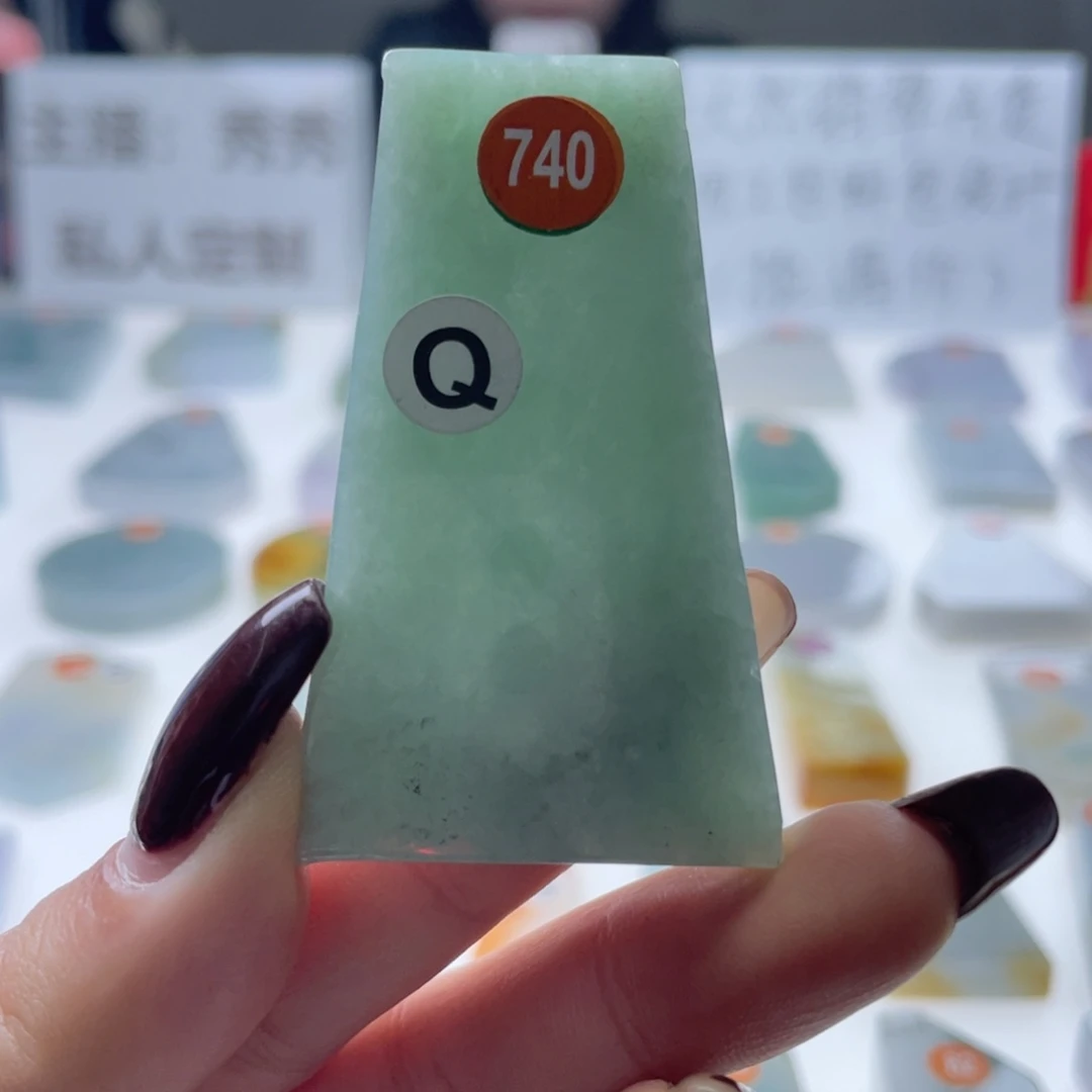 定制翡翠未镶嵌天然翡翠