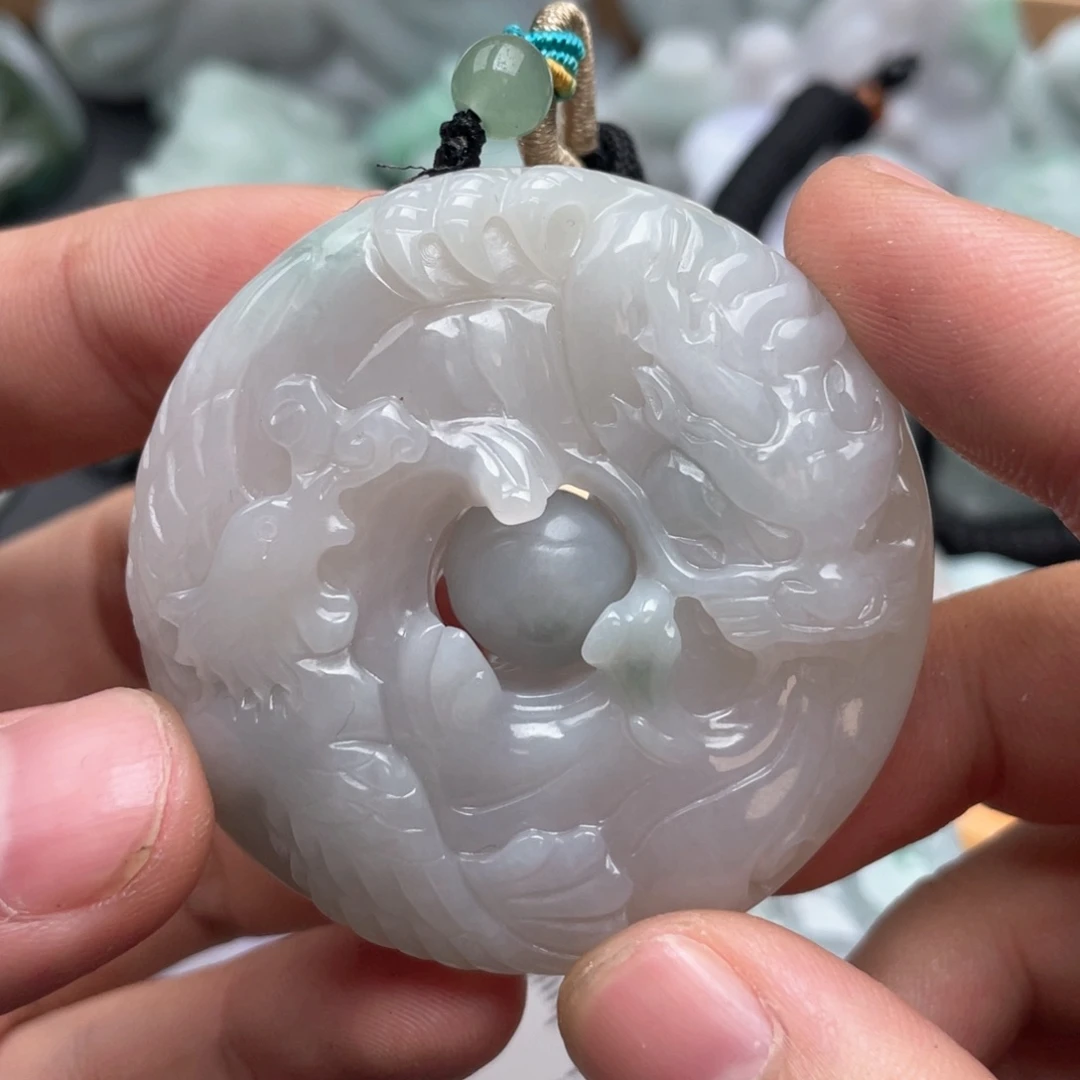 用***5翡翠未镶嵌吊坠(不含链)