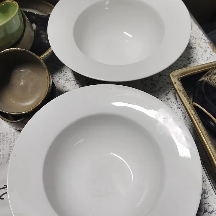 瓷片瓷器，各种摆件，瓷片，