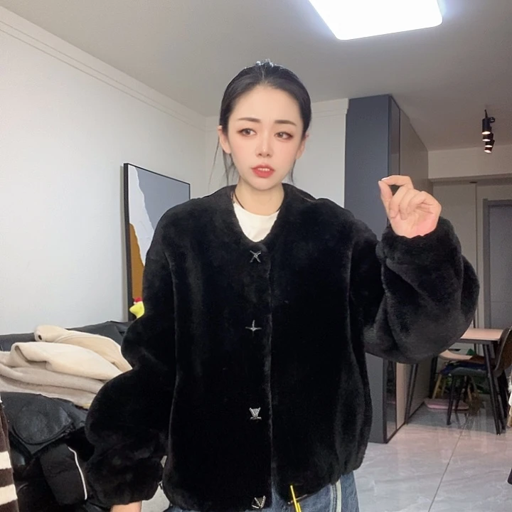 绵羊皮美丽奴皮毛一体M125斤