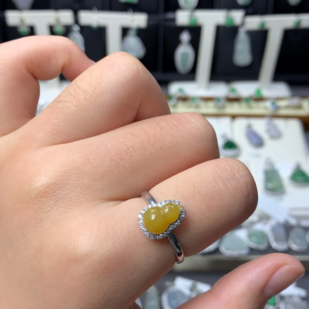 带***亲翡翠银S925镶嵌颈饰