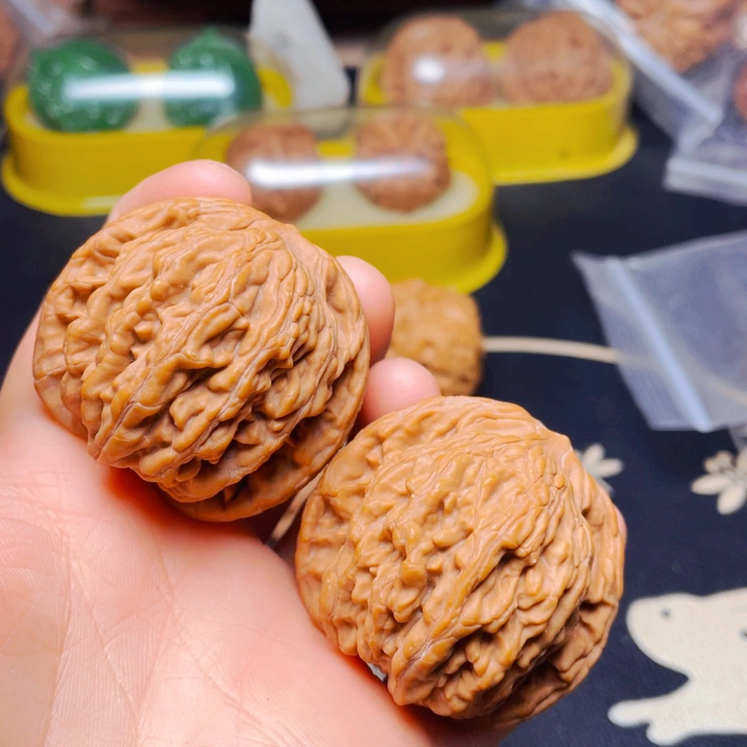 吊坠文玩核桃球虎一对