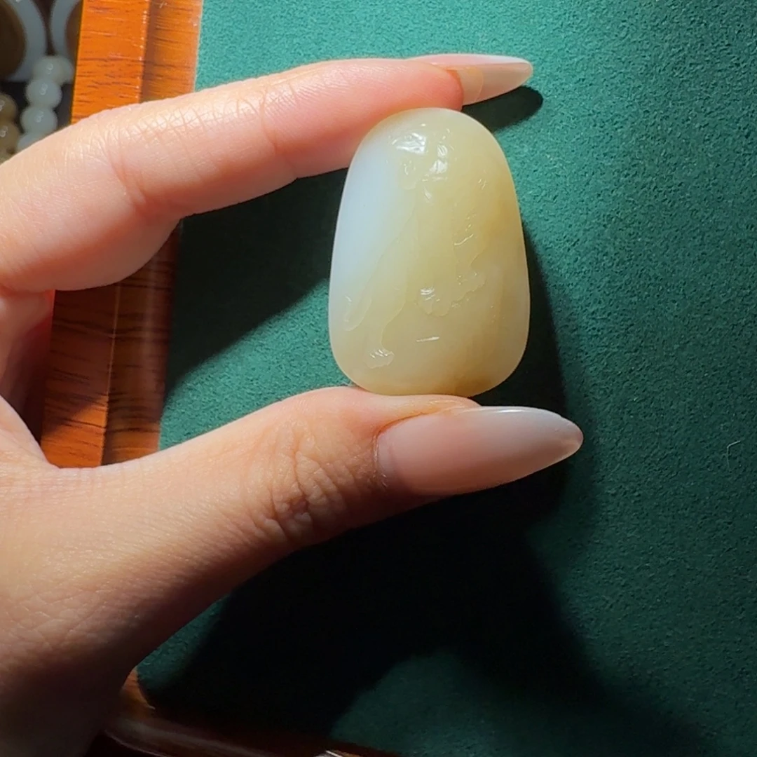 和田玉未镶嵌吊坠(不含链)