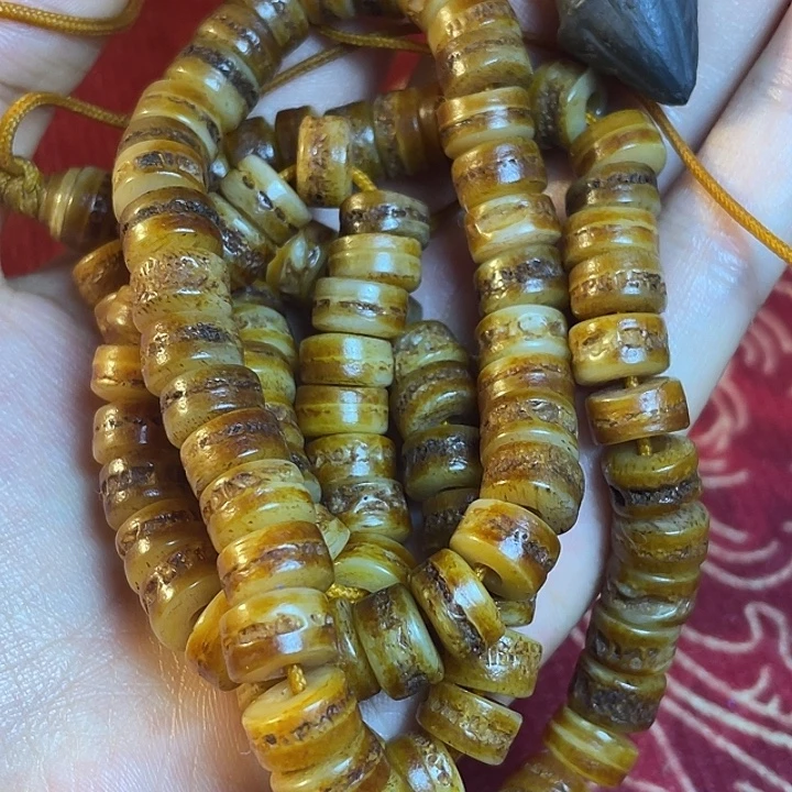 秋***主未镶嵌颈饰玛瑙/玉髓