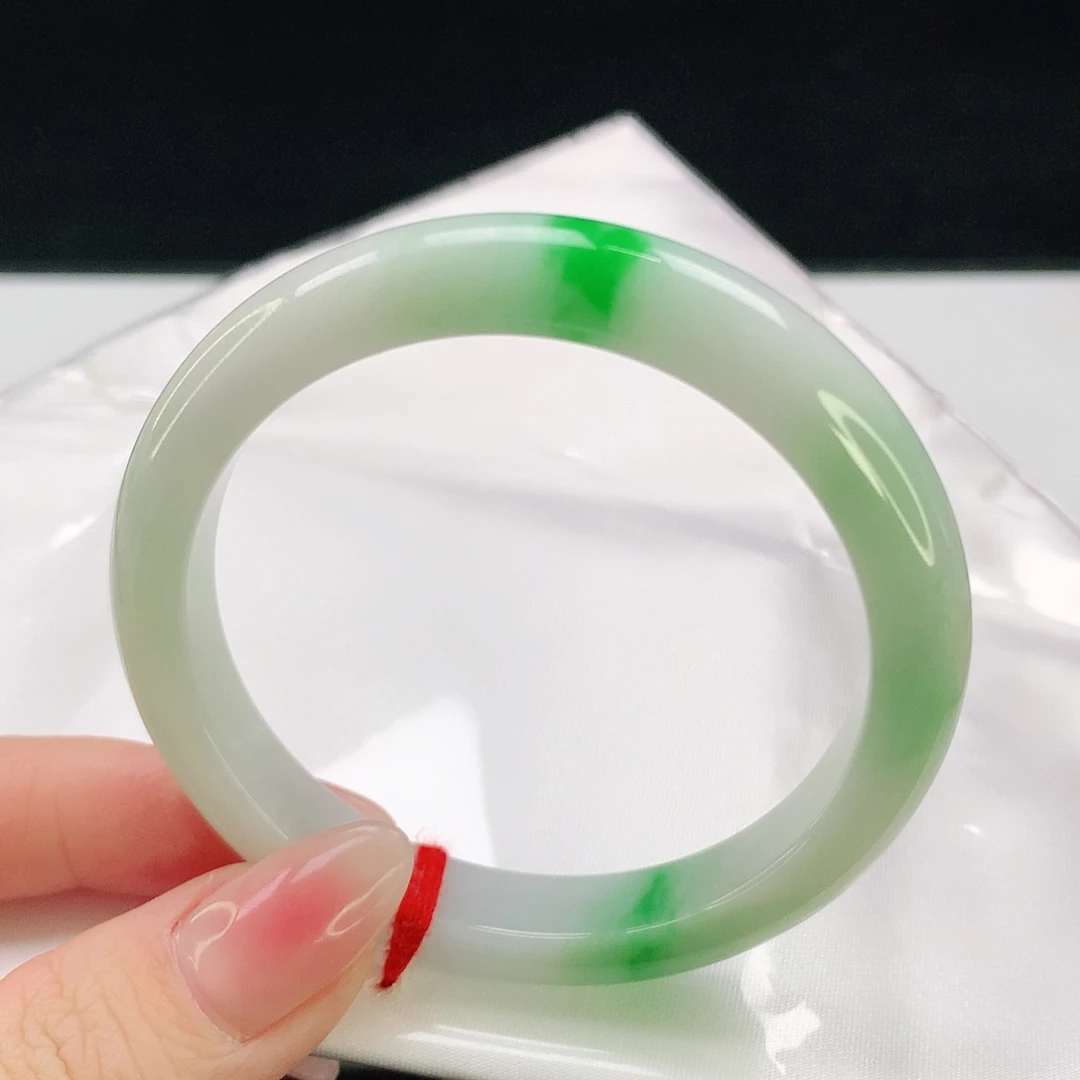 未镶嵌手镯翡翠833