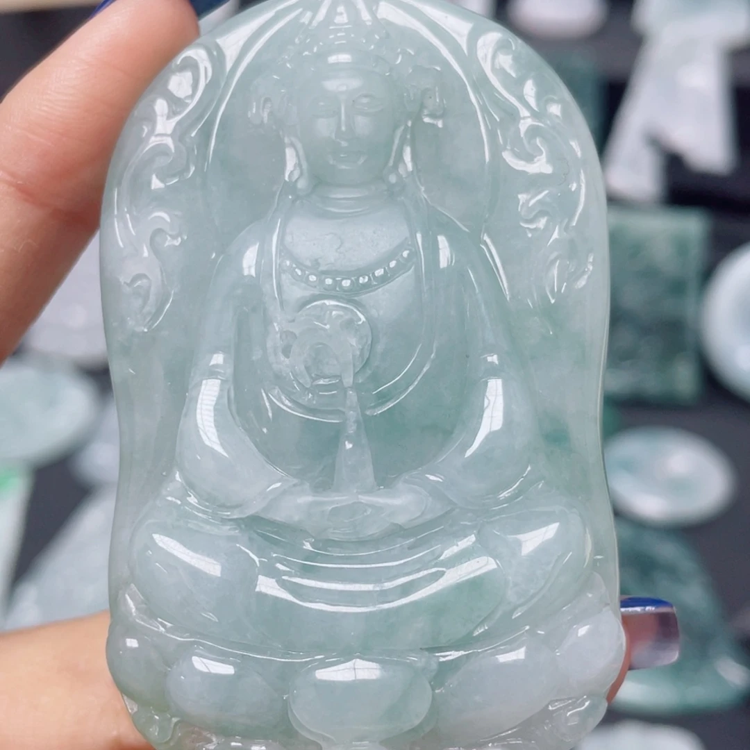 翡翠未镶嵌颈饰素衣观音