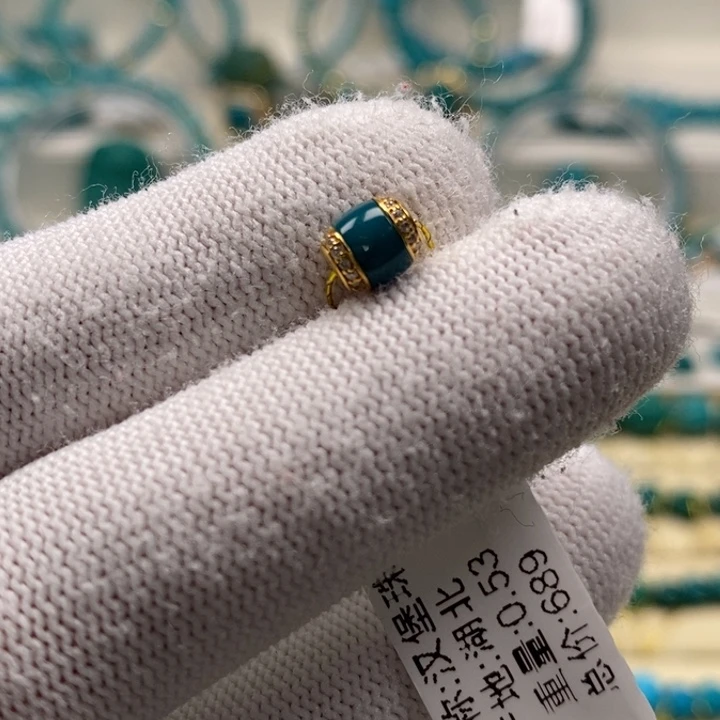 绿松石珠宝奇石18K金镶嵌