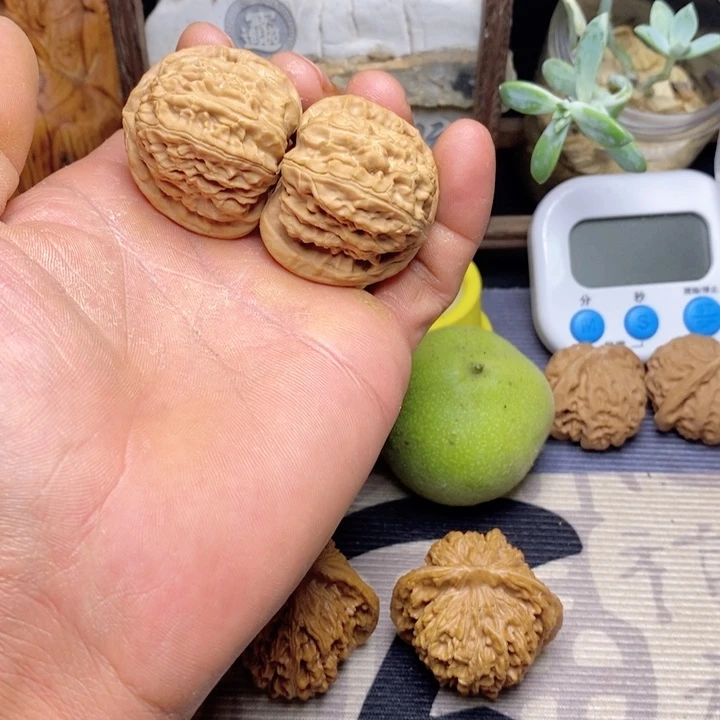 【闪购商品】文玩核桃把件文玩