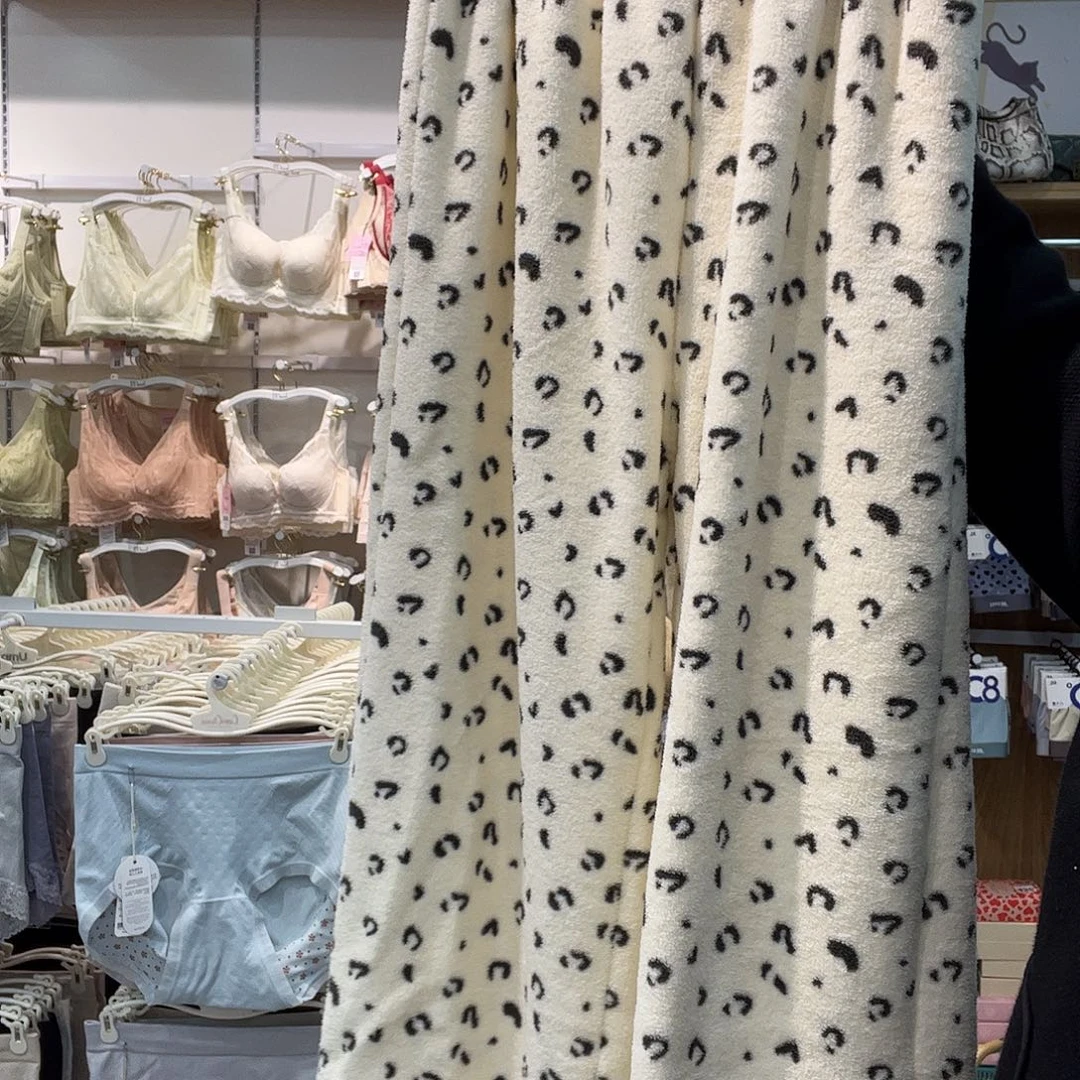 H***n七月第一把038，从事教育