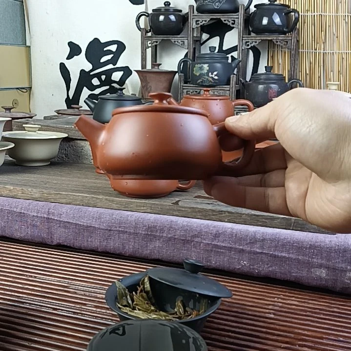 陶浅**迹建水紫陶茶壶工艺