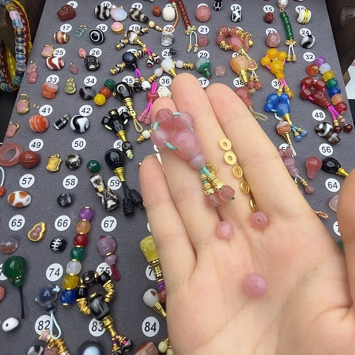 ****玛瑙/玉髓未镶嵌配饰