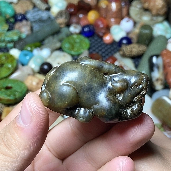 和田玉未镶嵌颈饰32