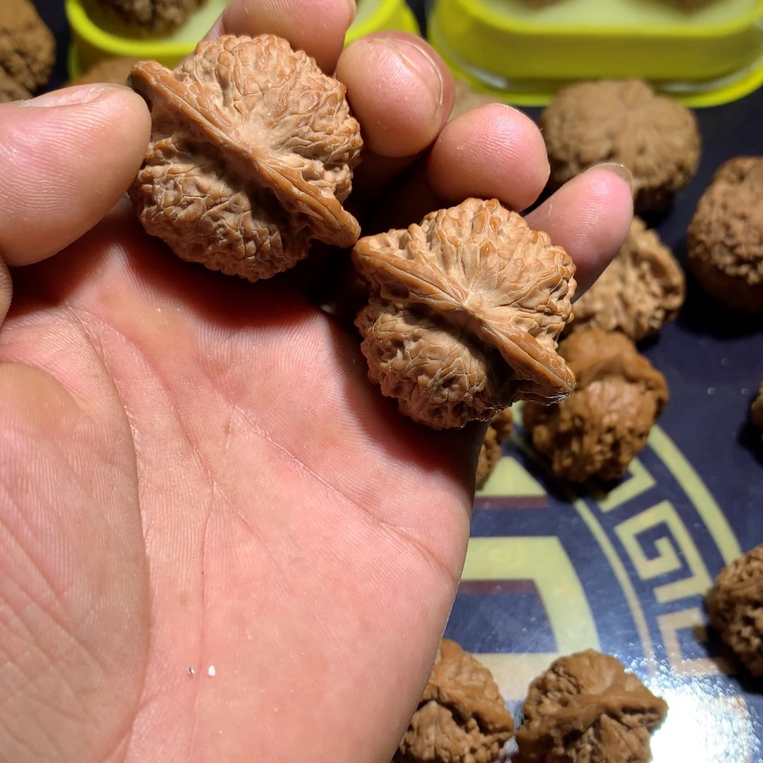 文玩核桃把件血麒麟41