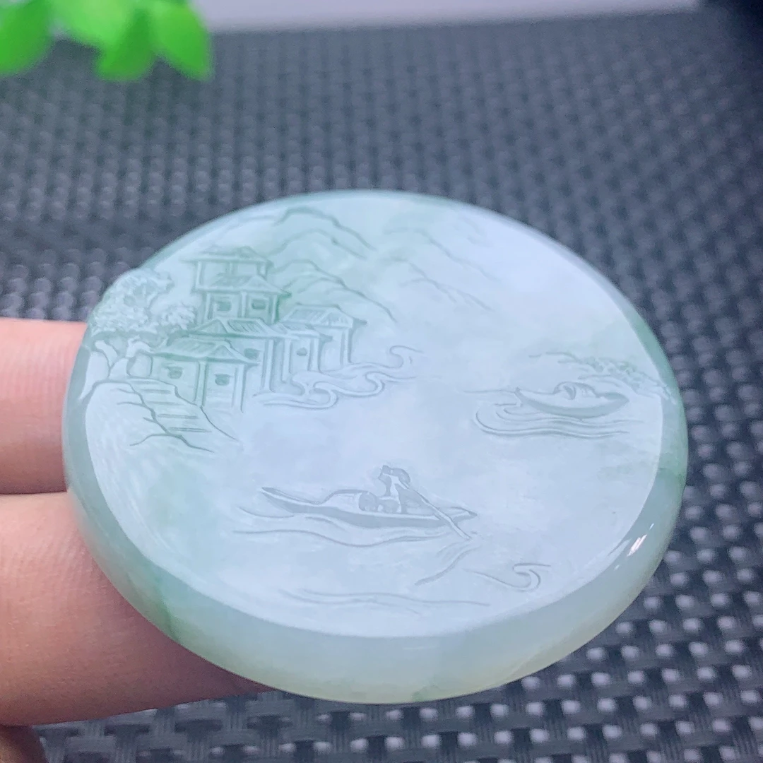 缅甸天然a货翡翠玉佩浅绿色飘花山水牌挂坠精雕吊坠冰透巧雕俏色