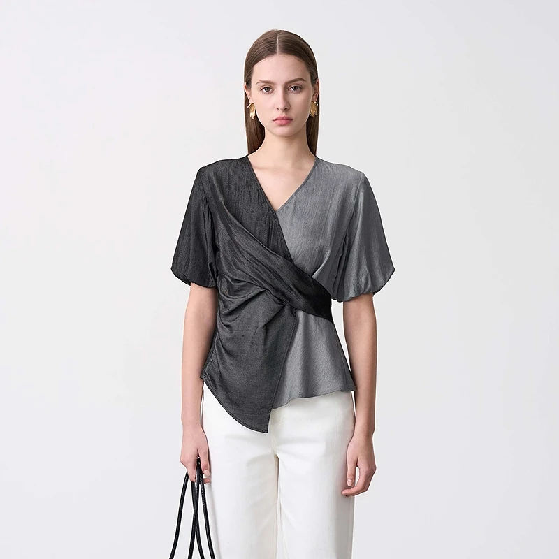 S·DEER圣迪奥夏季女装时尚舒适休闲通勤百搭拼色V领上衣S24280404