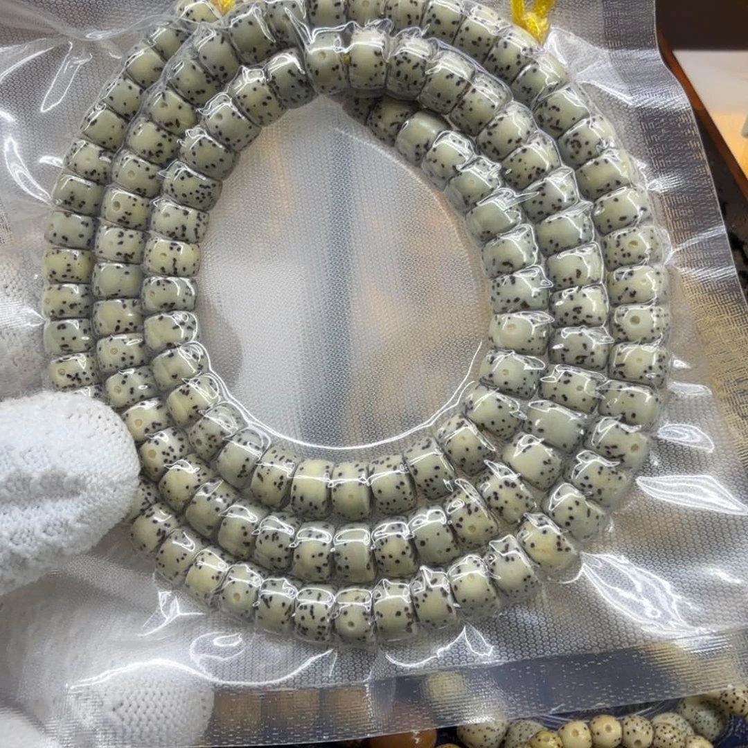 星月菩提手串随****d质菩ZHIPU星月菩提单圈