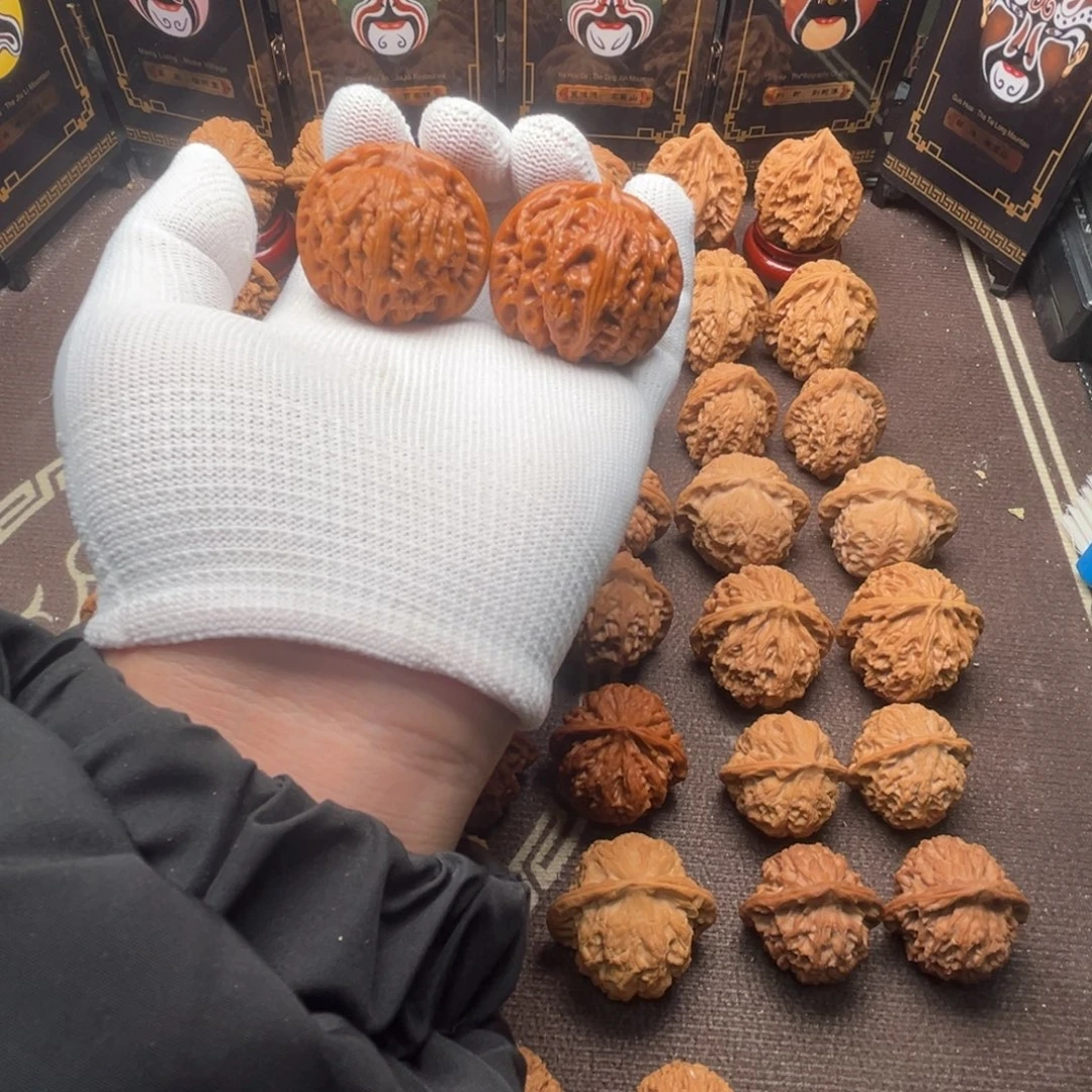 文玩核桃吊坠红锦鲤111111111111