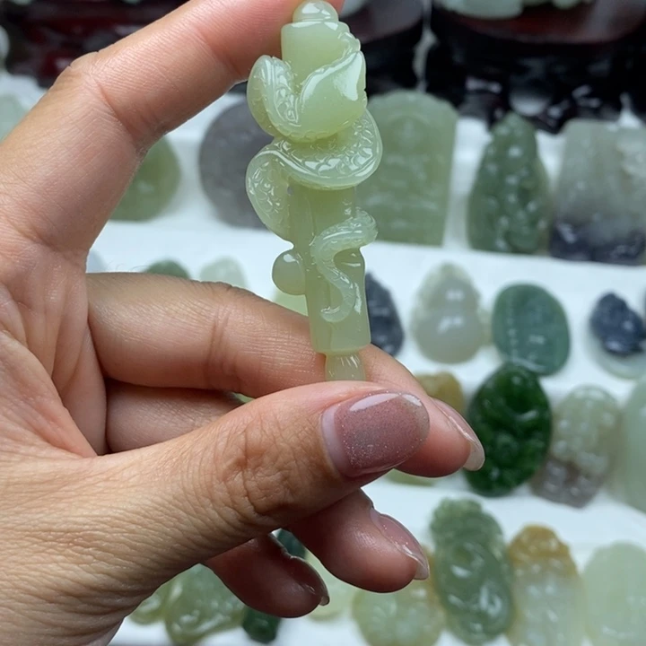 和田玉（糖玉）未镶嵌颈饰53