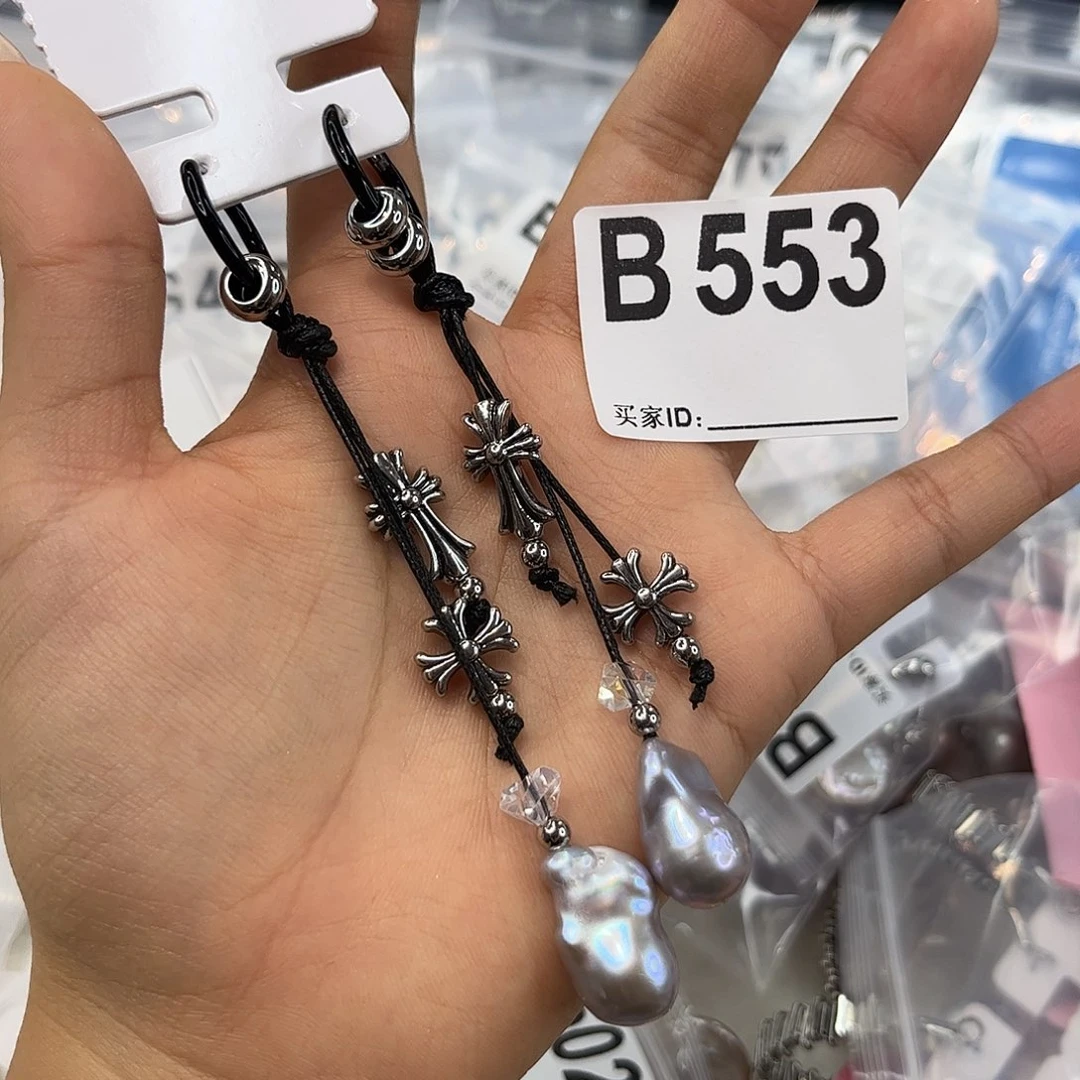 合金耳饰淡水珍珠
