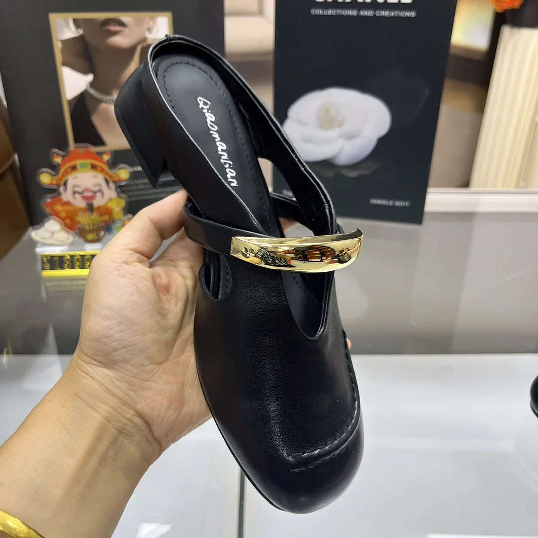 6852镂空修面皮韩版纯色包头包头拖半拖百搭夏季低跟厚底
