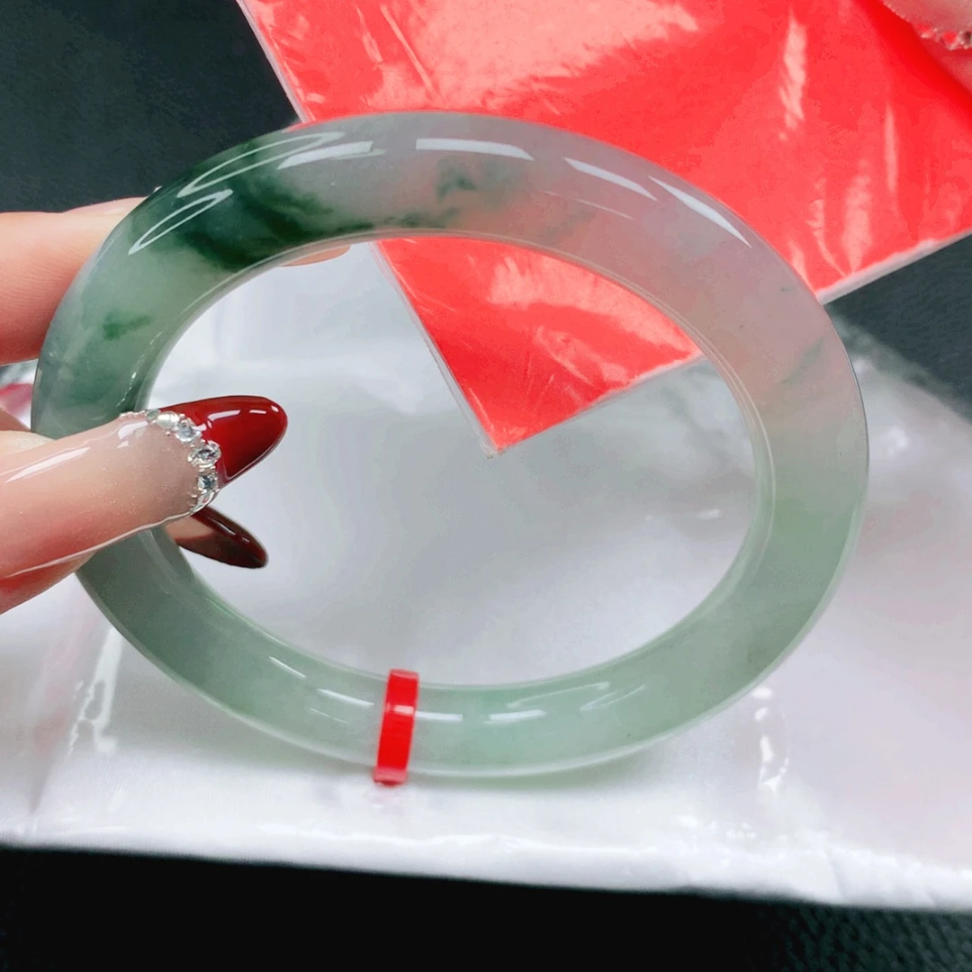 翡翠未镶嵌手镯61